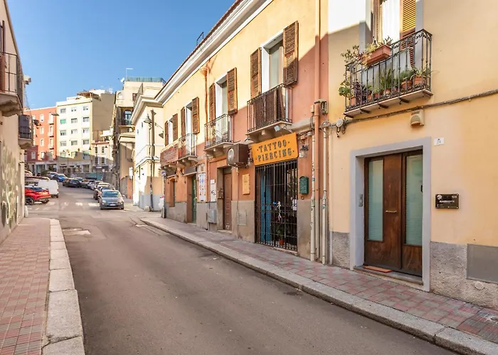 Black & White Casa de hóspedes 4*