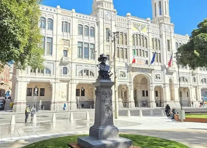 Black & White Casa de hóspedes 4*