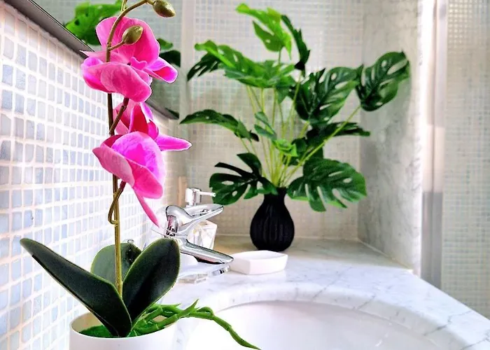 Black & White 4* Cagliari