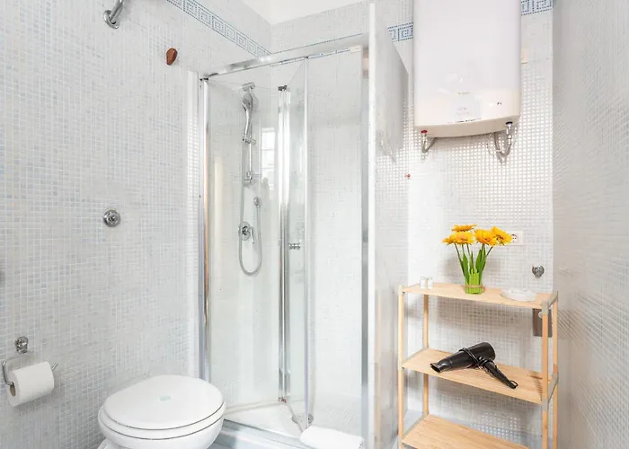 Black & White ゲストハウス カリアリ